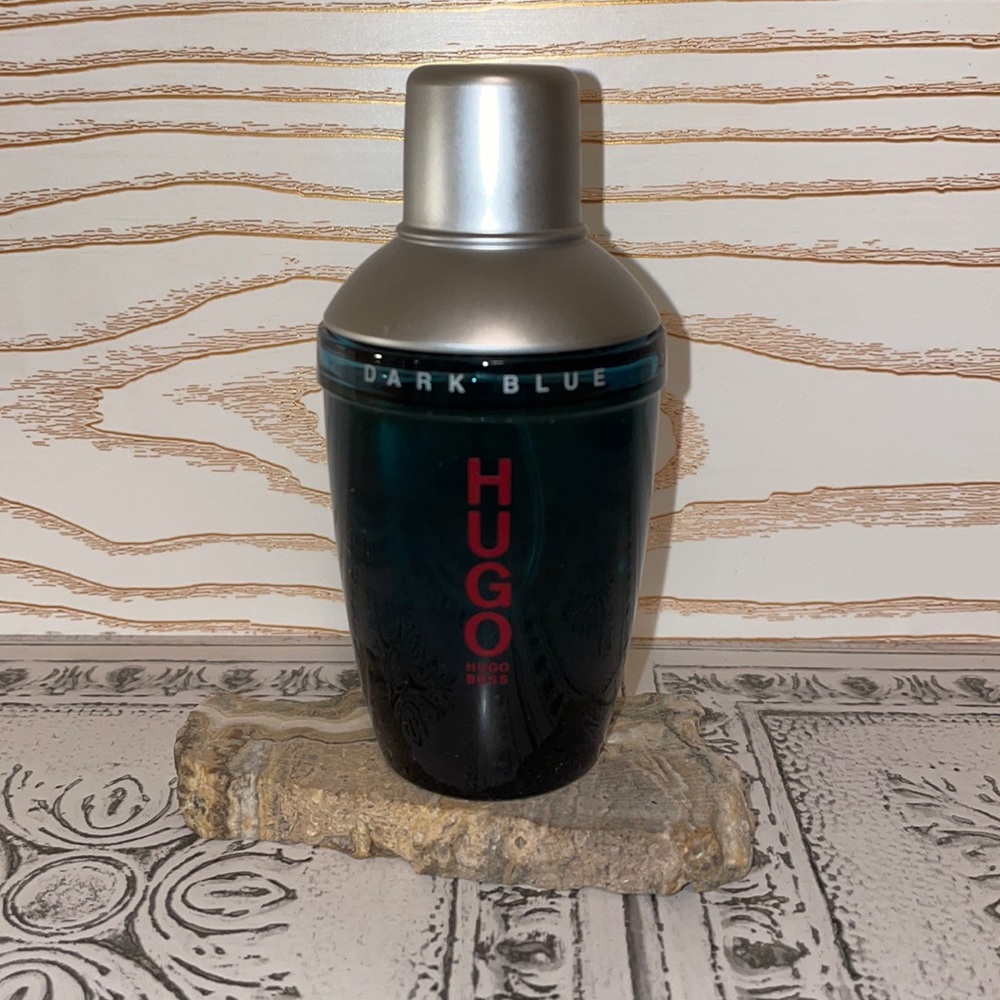 Hugo Boss Dark Blue fragrance cologne spray